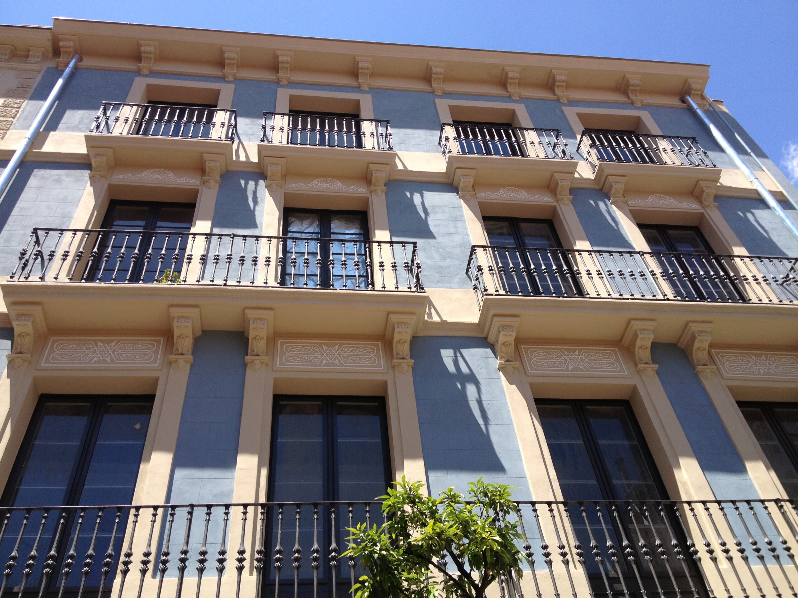 NUESTROS SERVICIOS (1)- REH. EDIFICIOS Y FACHADA